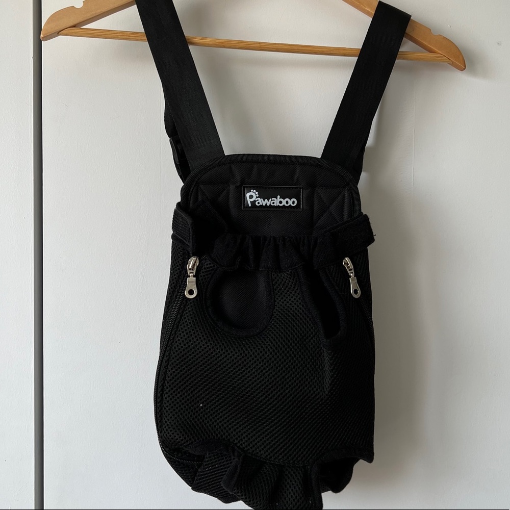 Dog carrier/backpack